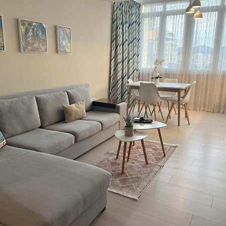 Grand New Bazaar Apartment Tirana Exterior foto