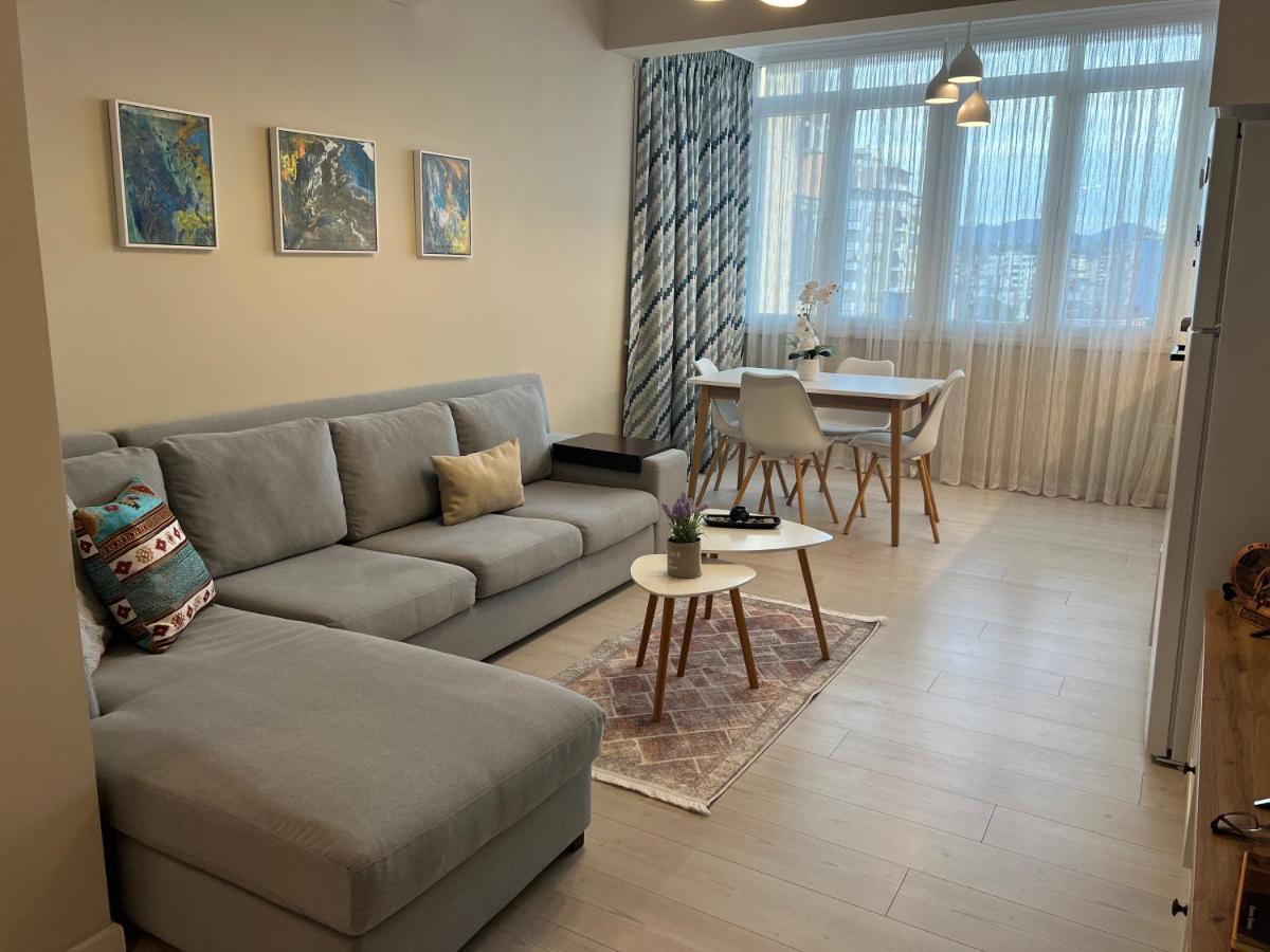 Grand New Bazaar Apartment Tirana Exterior foto